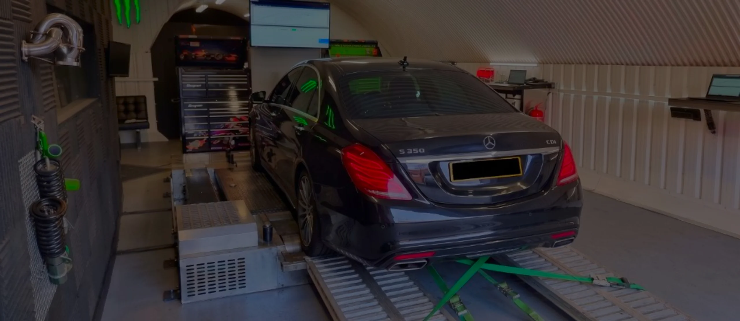 Black Mercedes-Benz S350 CDI W222 wide panoramic on Dynocom rolling road dyno at 24Tuning Bournemouth Dorset workshop for Stage 1 diesel ECU remapping