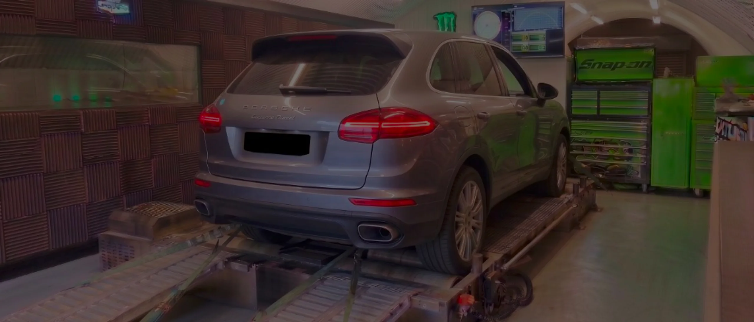 Grey Porsche Cayenne Diesel 958 wide panoramic rear on Dynocom rolling road dyno at 24Tuning Bournemouth Dorset workshop for Stage 1 diesel ECU remapping